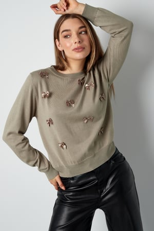 Bow & Grace sweater h5 Picture2